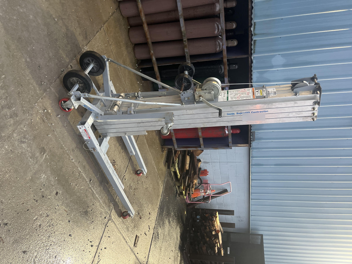 2020 GENIE SLC-24