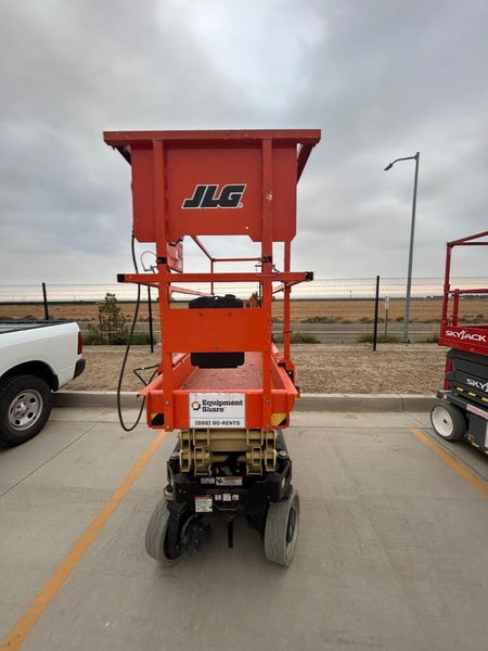 2022 JLG ES2632