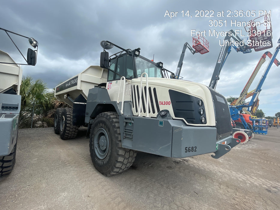 2021 TEREX TA300