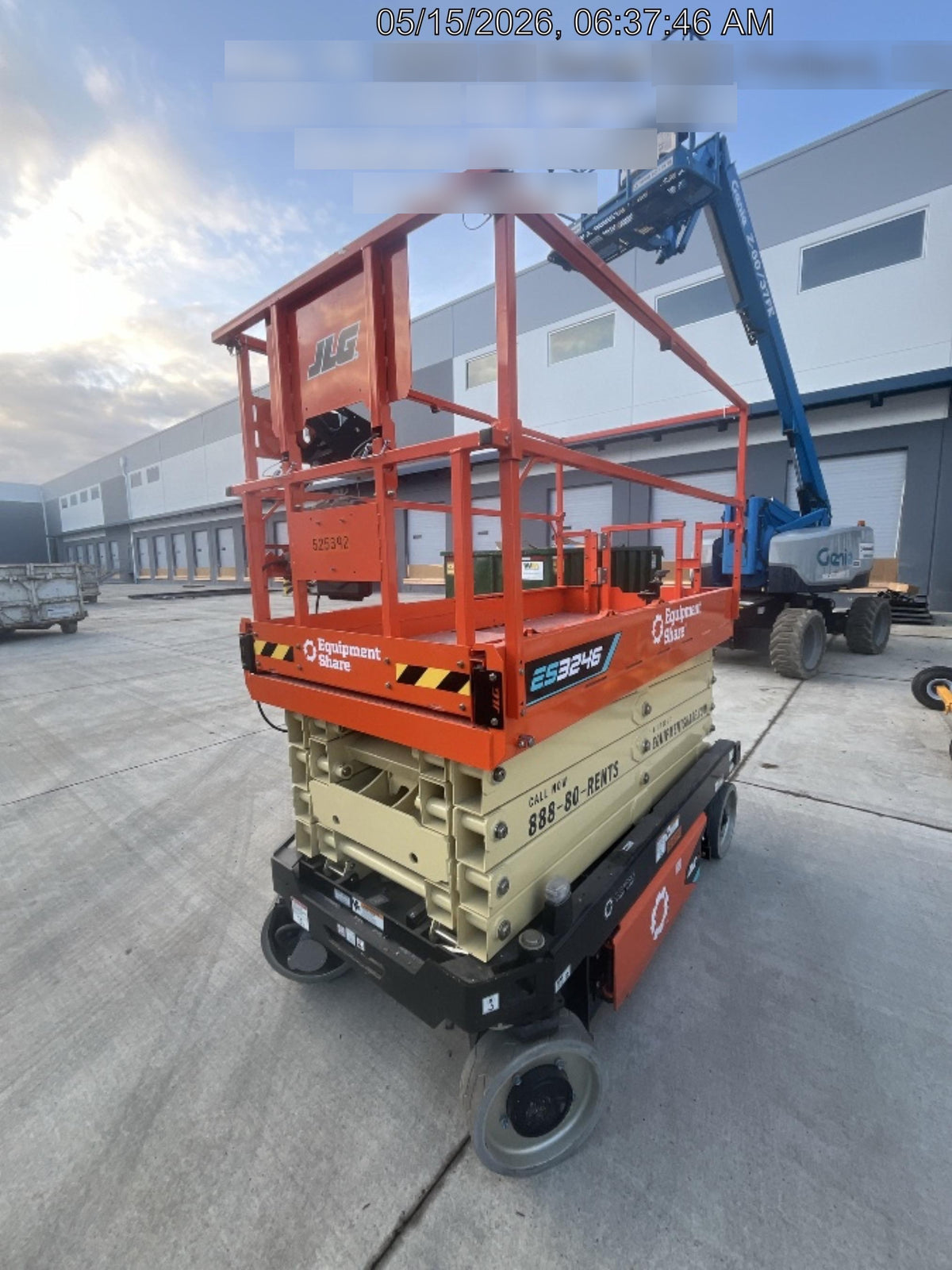 2025 JLG ES3246