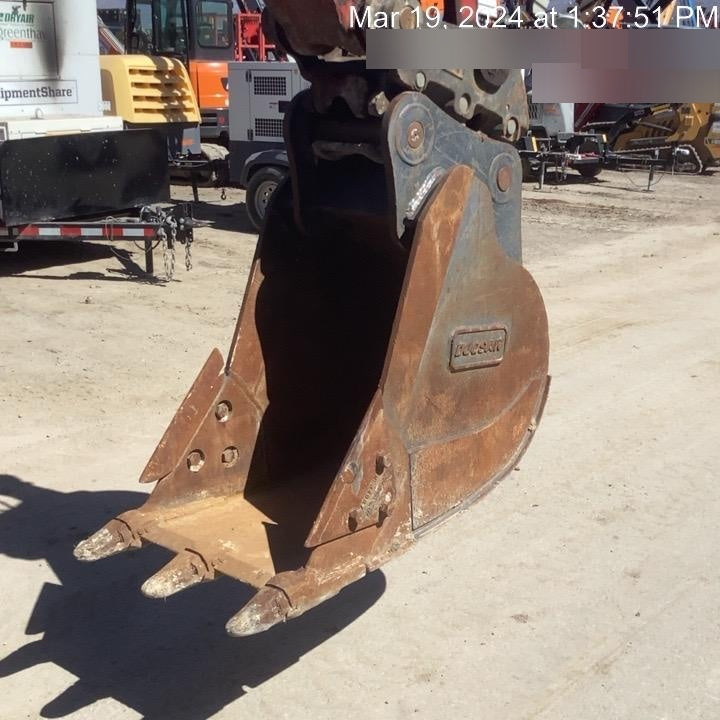 2020 DOOSAN 24" Bucket-Doosan