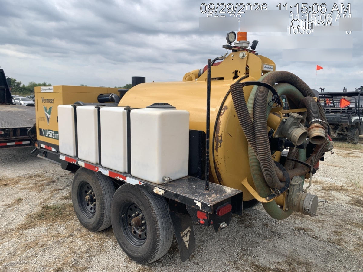 2021 VAC-TRON LP573XDT