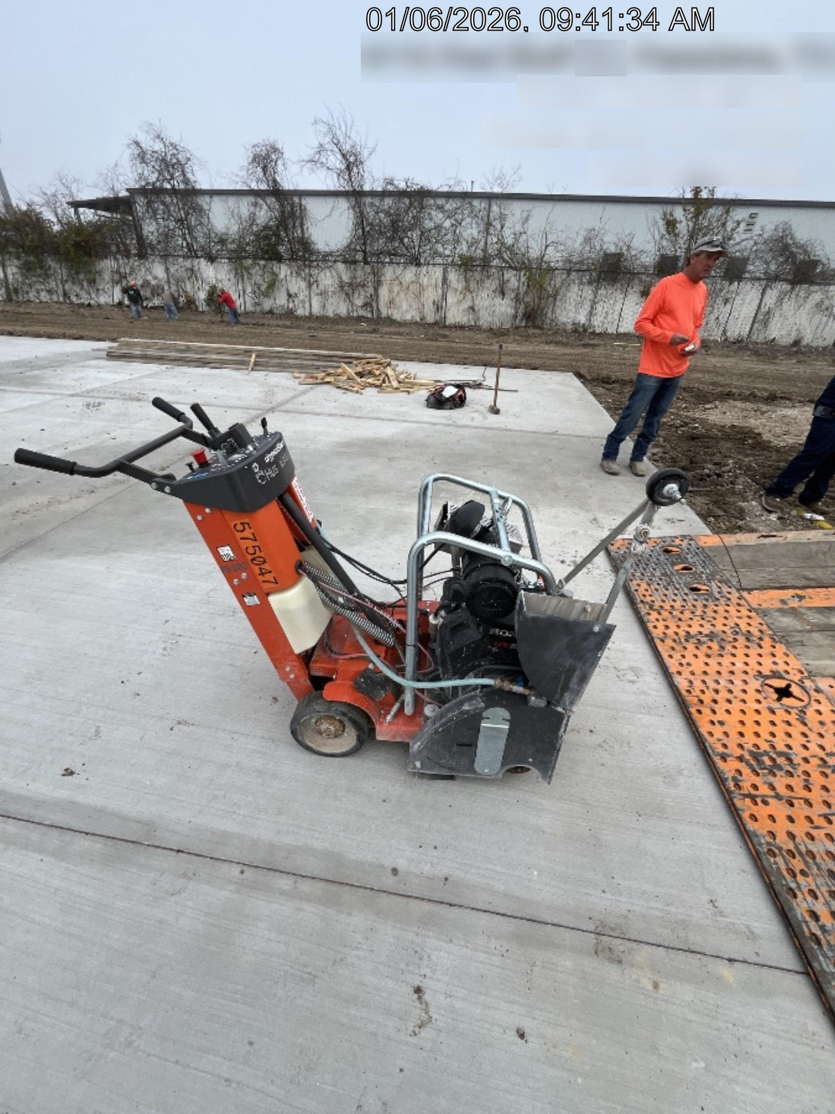 2025 HUSQVARNA FS520