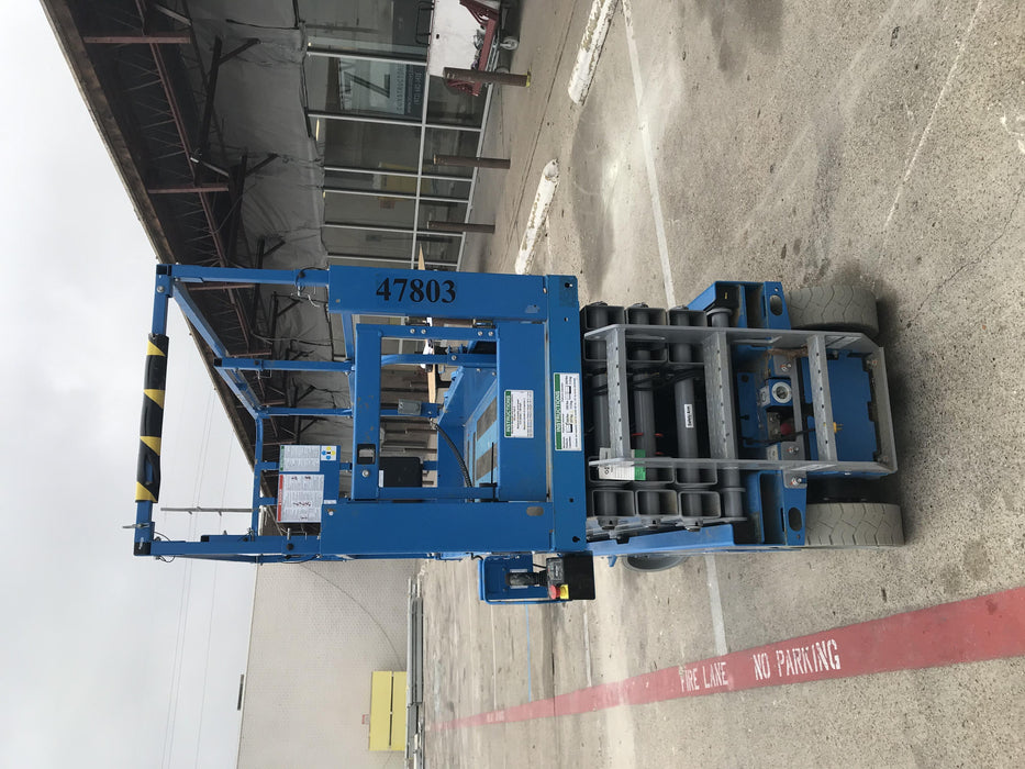 2019 Genie GS-2632 Folding rails with half height swing gate
