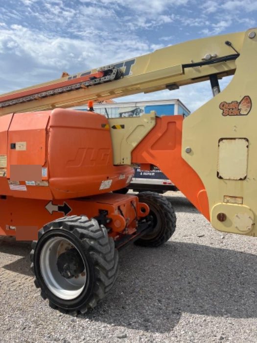 2020 JLG 800AJ