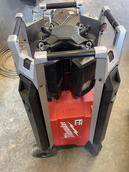 2022 MILWAUKEE MXF041-1XC