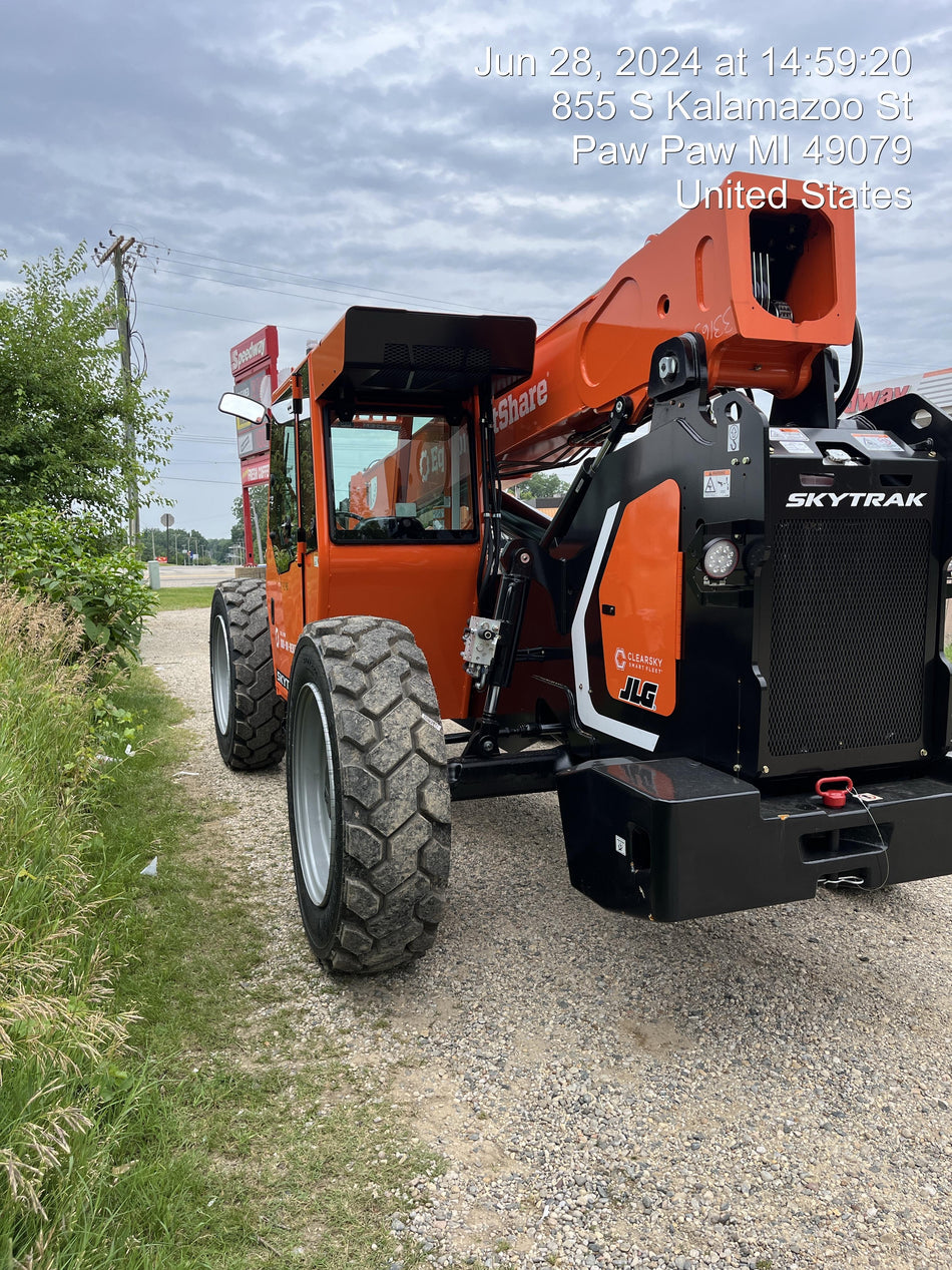 2024 SKYTRAK 8042