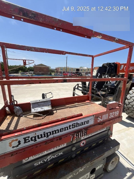 2018 SKYJACK SJIII-3219