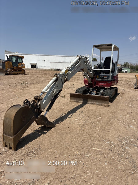 2022 TAKEUCHI TB235-2R