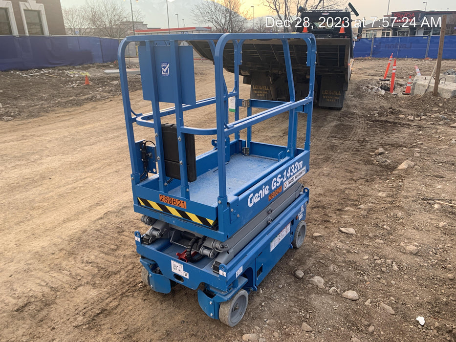 2022 GENIE GS-1432