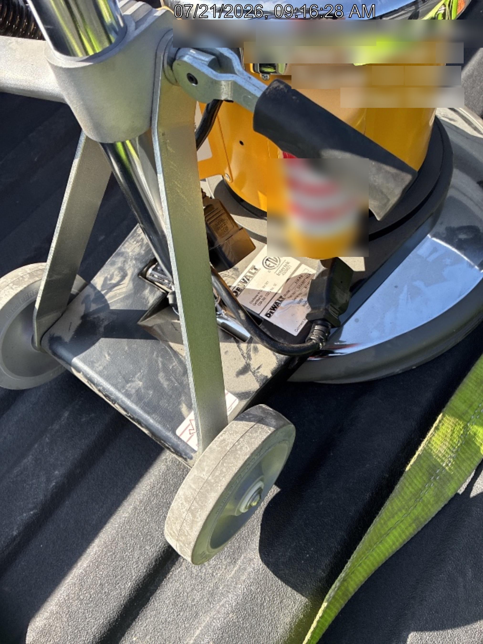 2024 DEWALT 216-RS