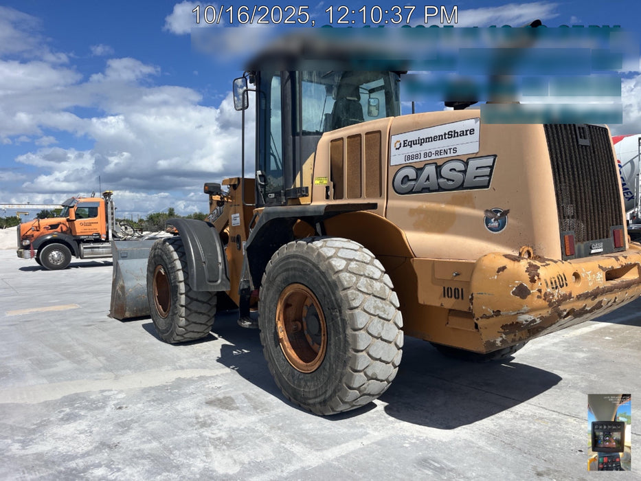 2016 Case 721F CLOSED CAB, JRB 416 STYLE HYD COUPLER
