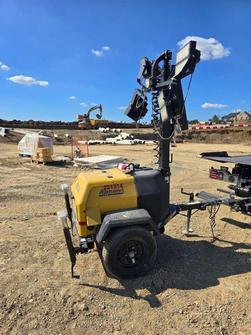 2022 Allmand NLV3GR (4) LED Light Fixture 350W, 23' Vertical Mast, 3kW Prime, Towable, Deep Sea L401, Leveling Jacks, Yanmar T4F 5.8hp
