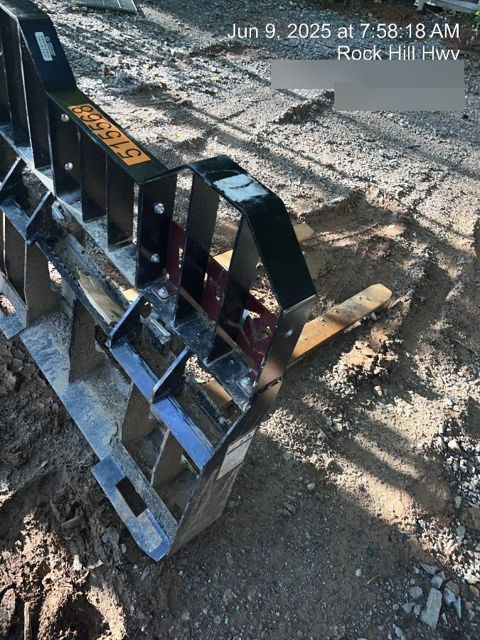 2025 VIRNIG 48" Pallet Forks - Virnig