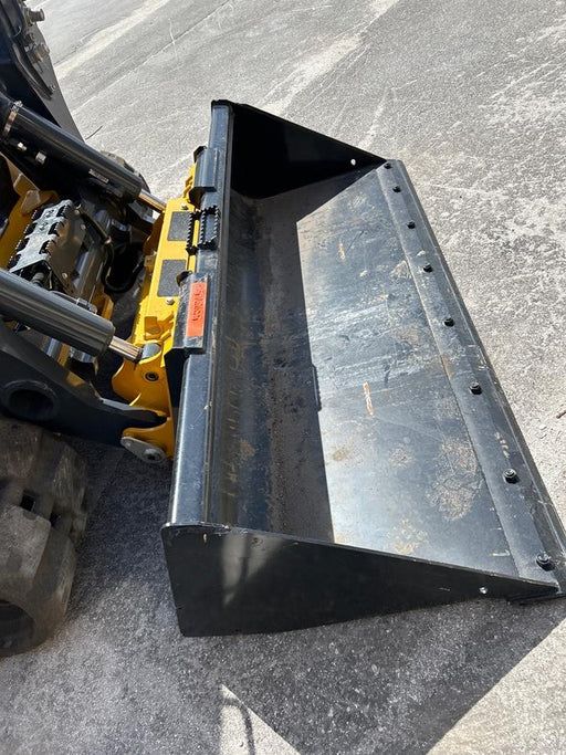 2025 JOHN DEERE 84" Bucket - John Deere