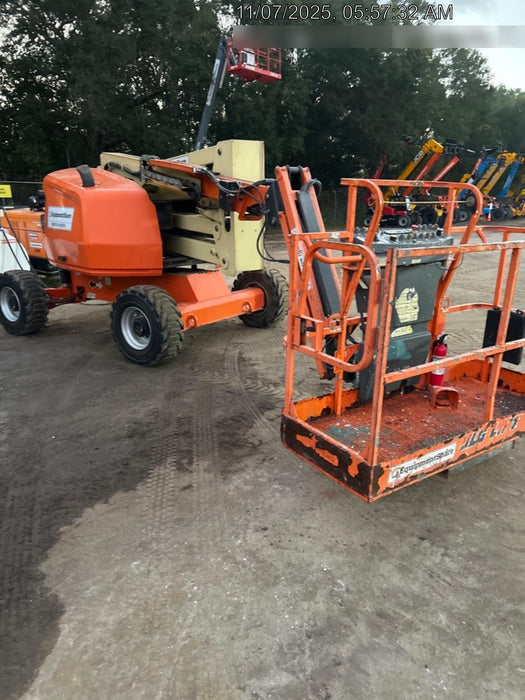 2019 JLG 450AJ