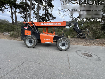 2023 SKYTRAK 8042