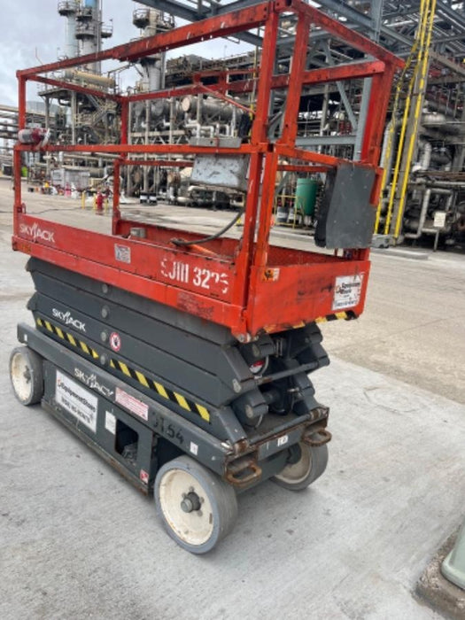 2017 SKYJACK SJIII-3226