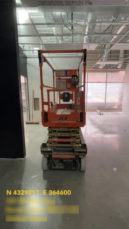 2022 JLG ES1932