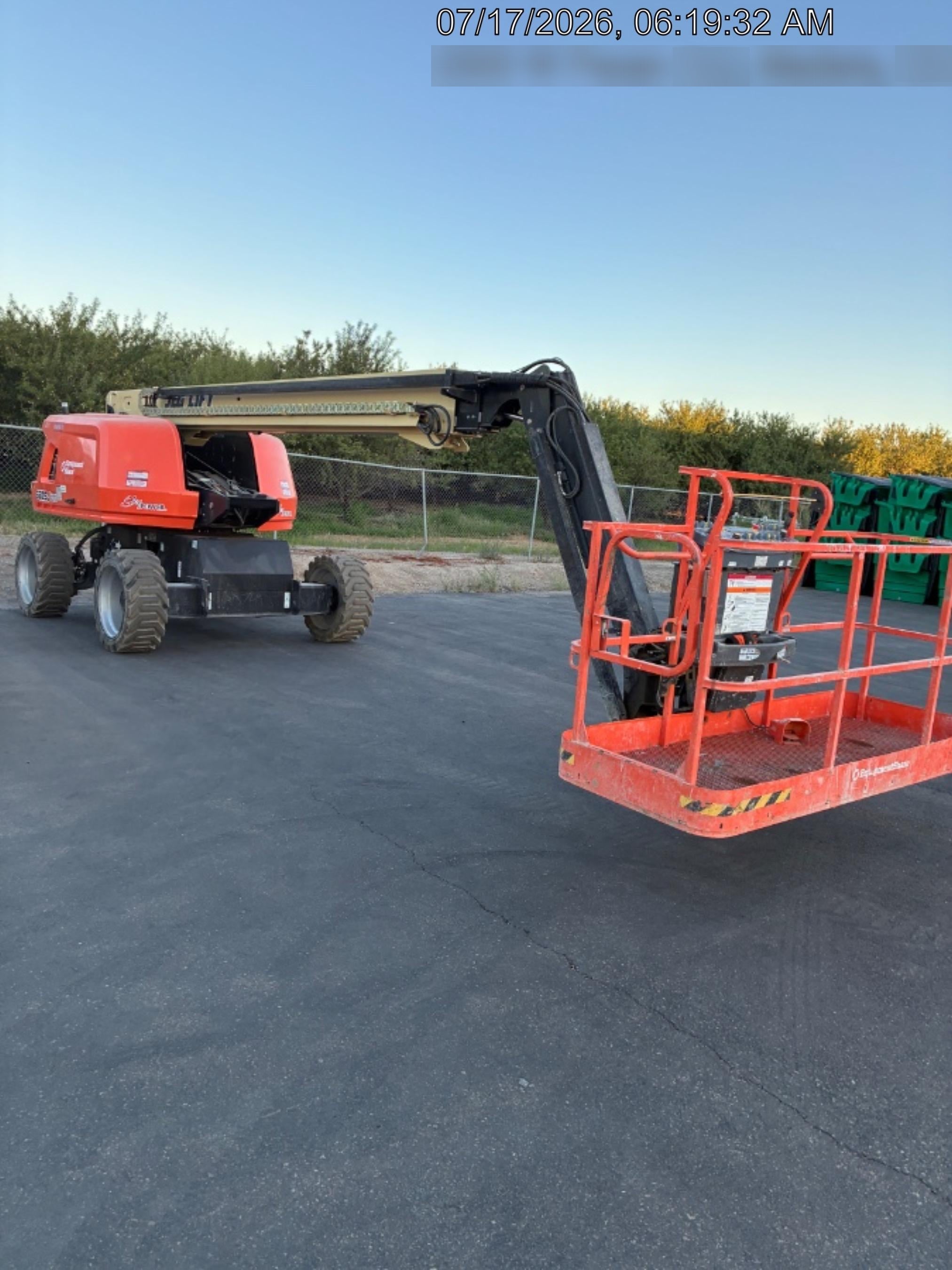 2025 JLG 660SJ