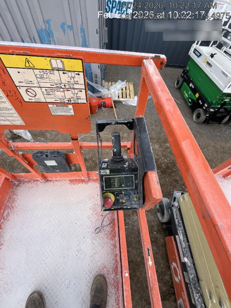 2022 JLG ES3246