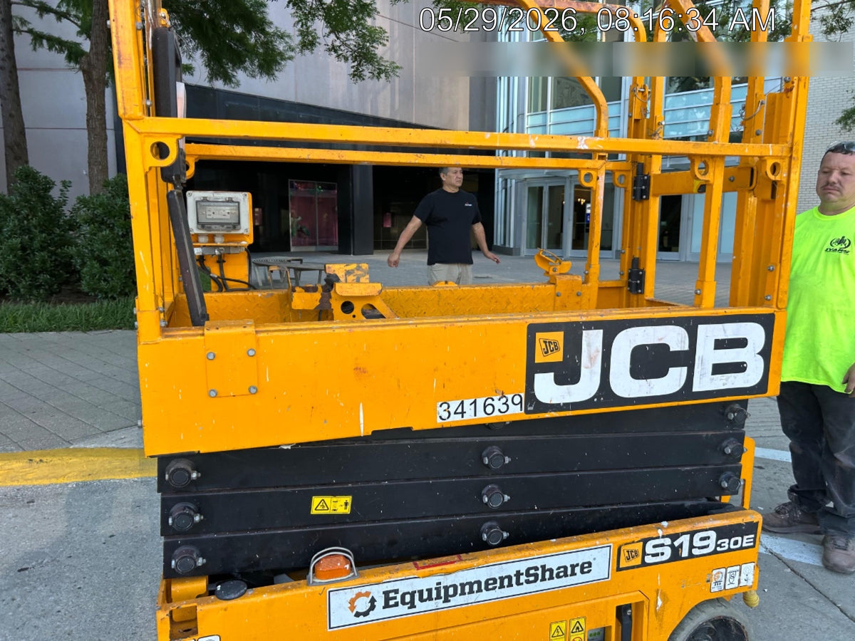 2023 JCB S1930E