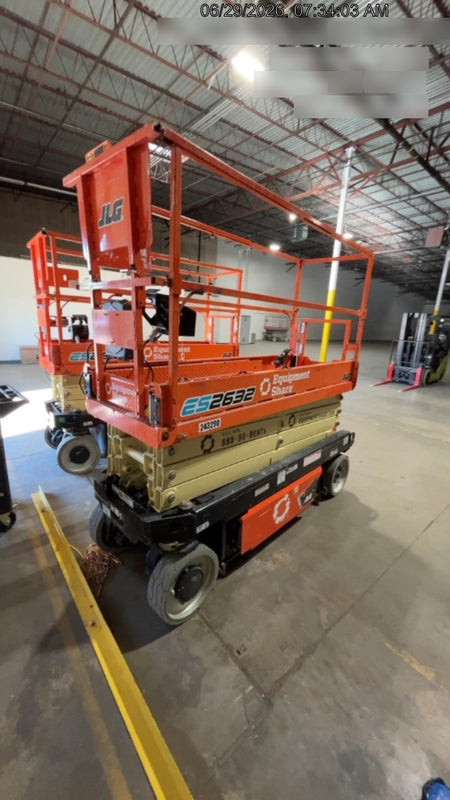 2022 JLG ES2632