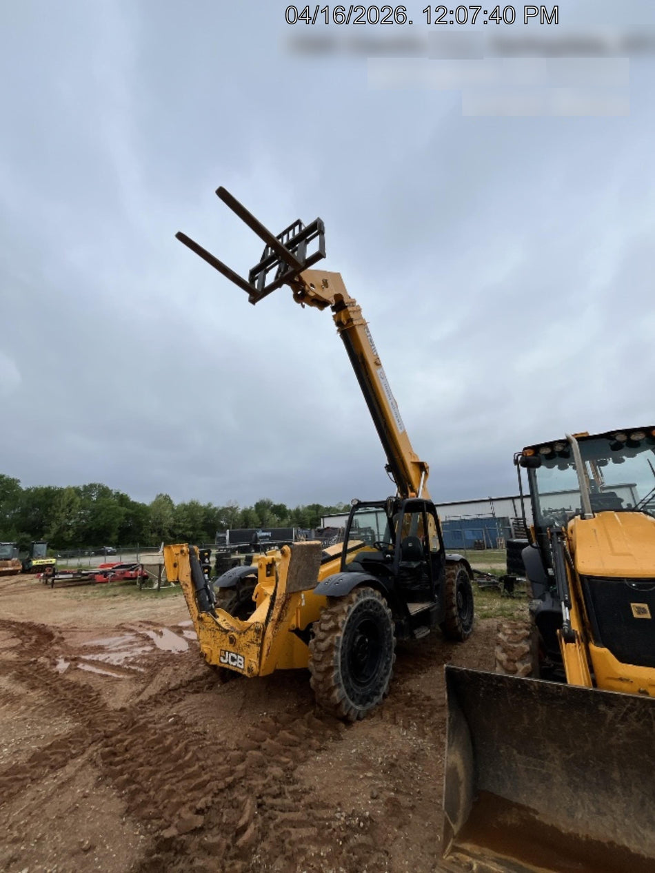 2020 JCB 510-56