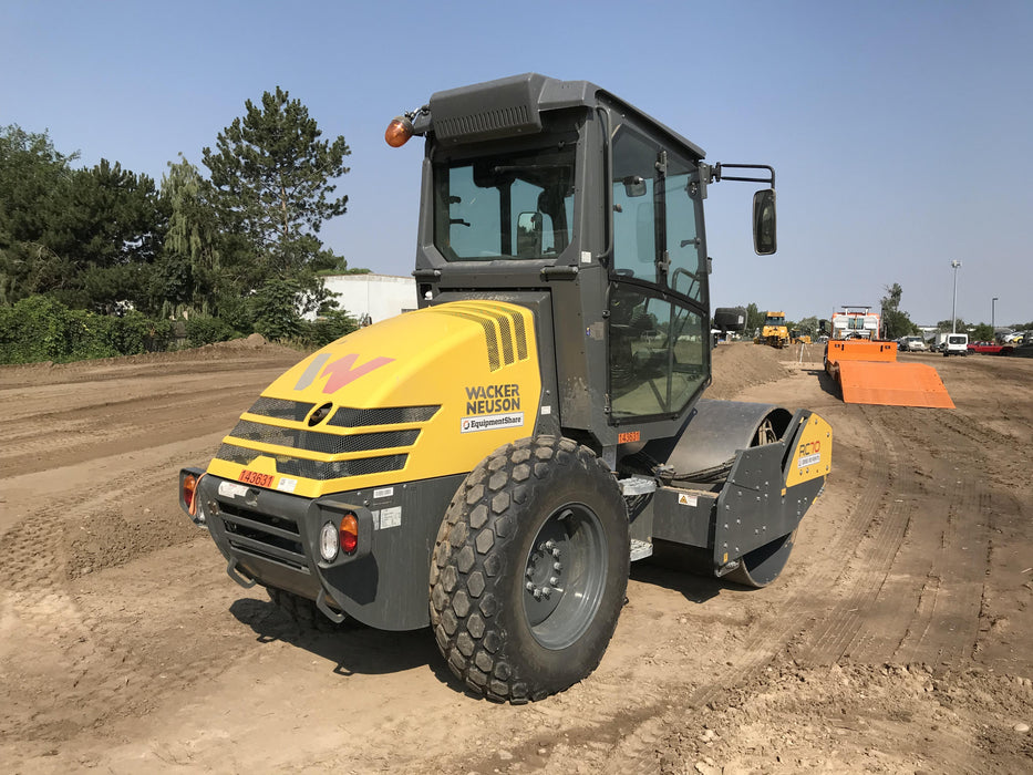 2021 WACKER NEUSON RC70