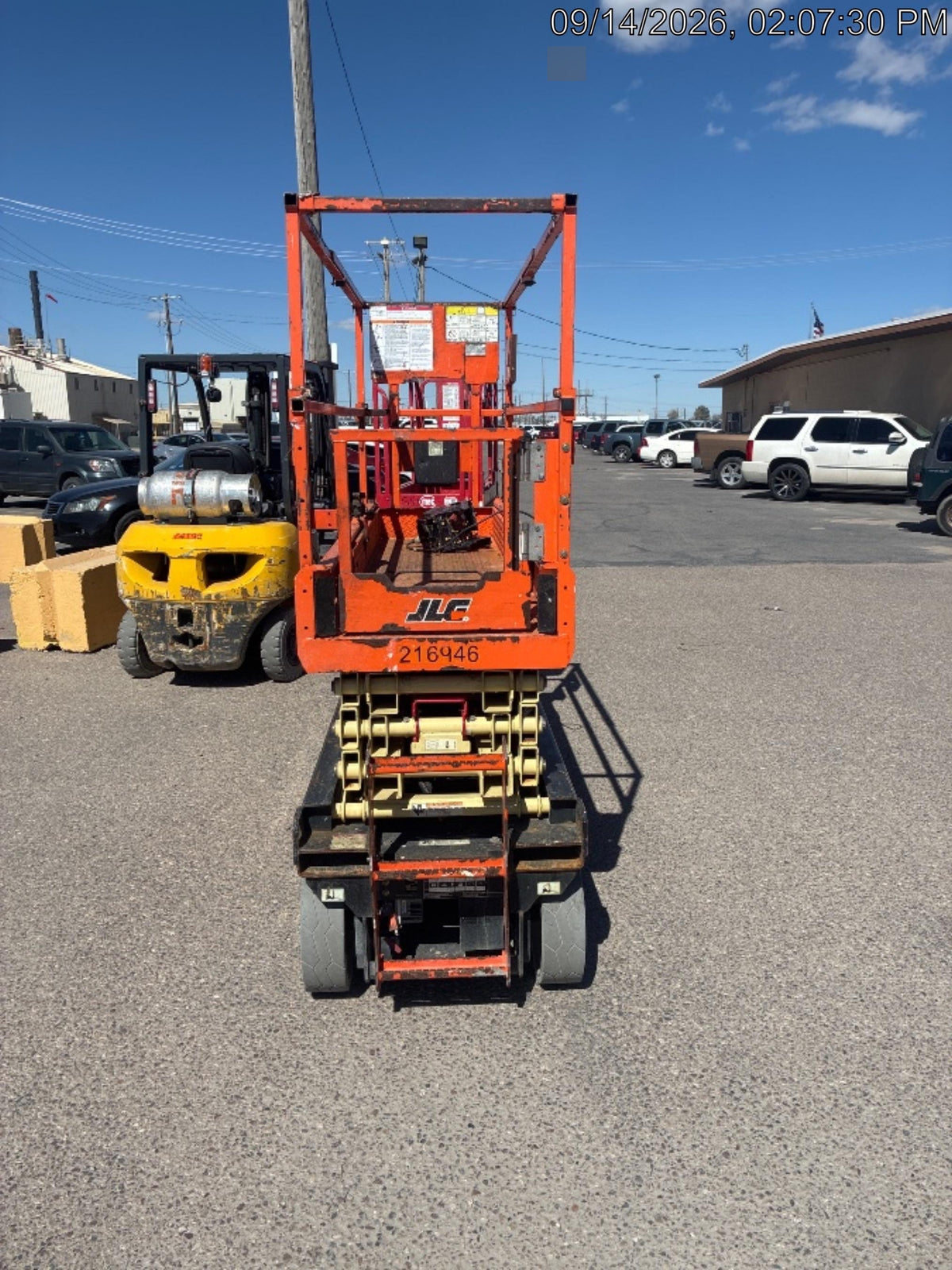 2022 JLG ES2632