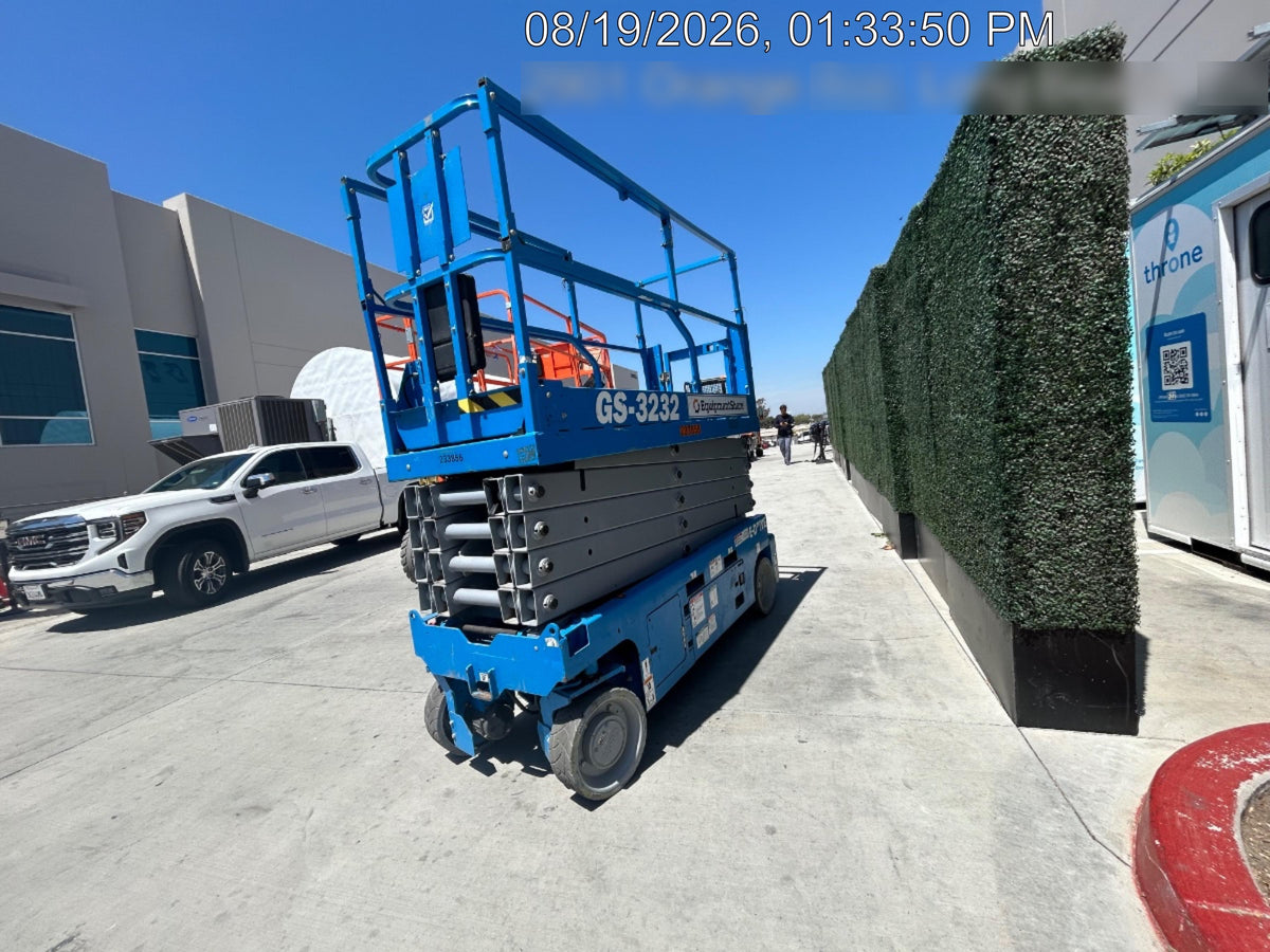 2022 GENIE GS-3232