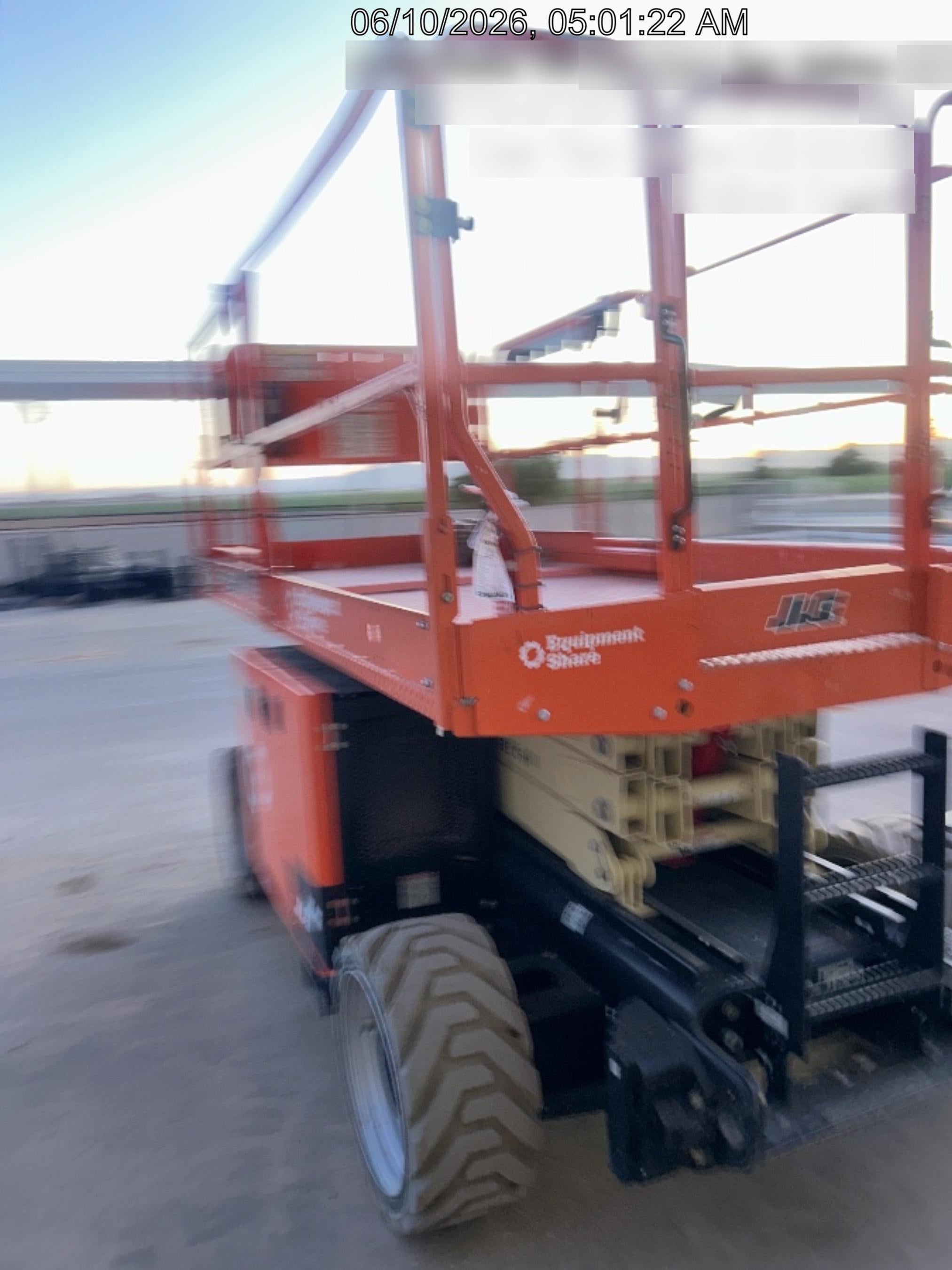 2023 JLG RT2669
