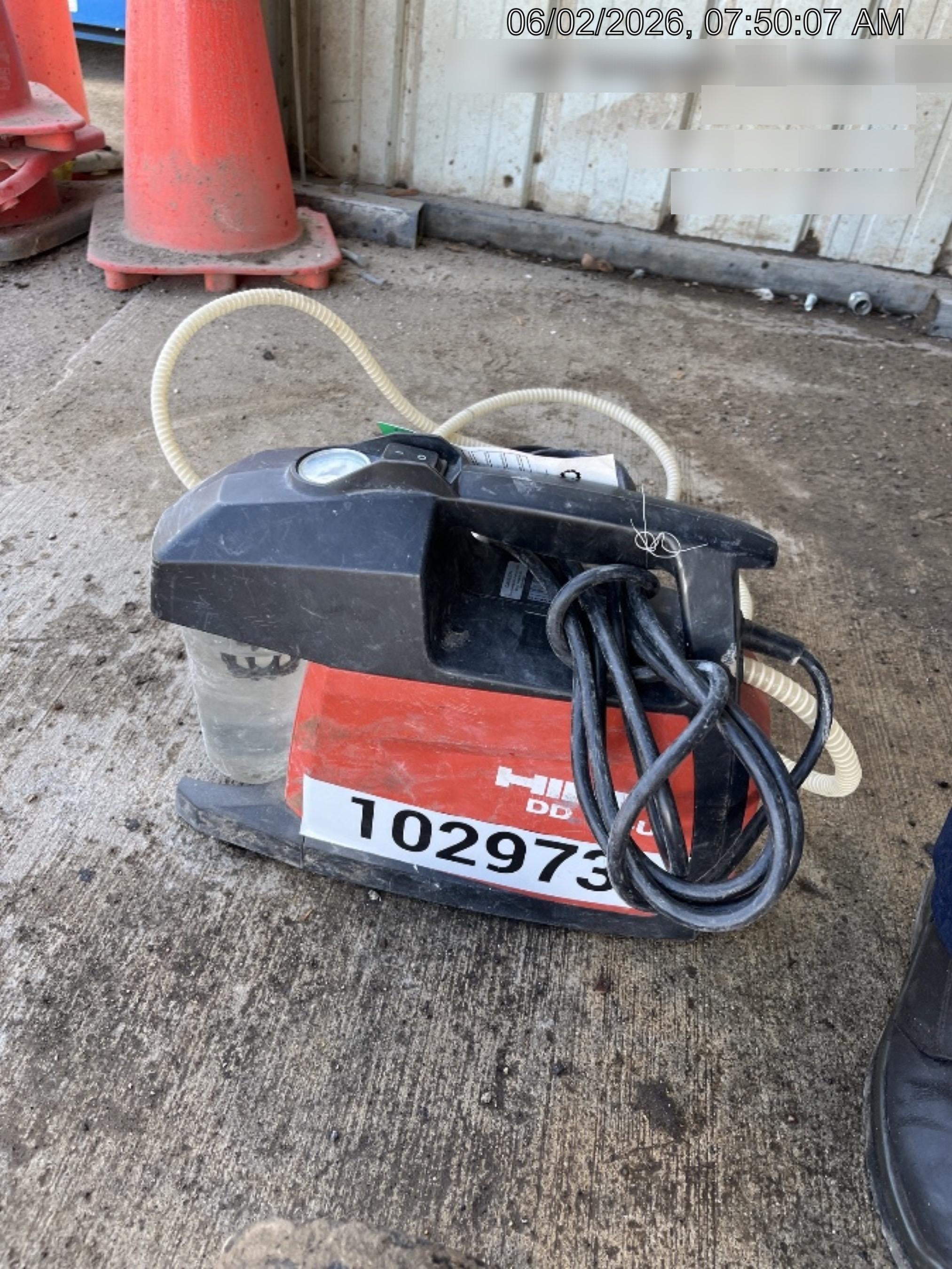 2020 HILTI DD250E