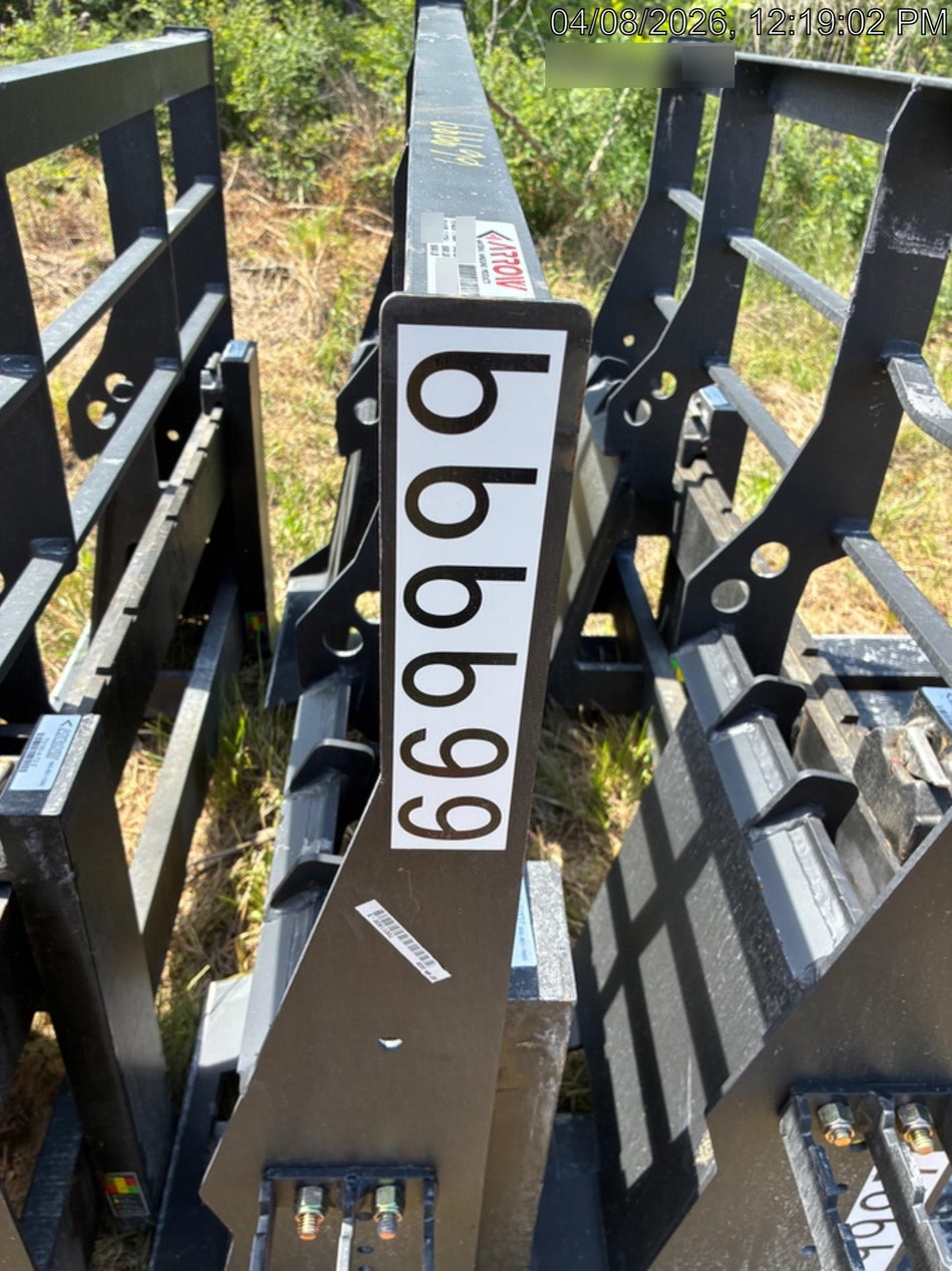 2026 ARROW MATERIAL HANDLING 72" Pallet Forks - Arrow