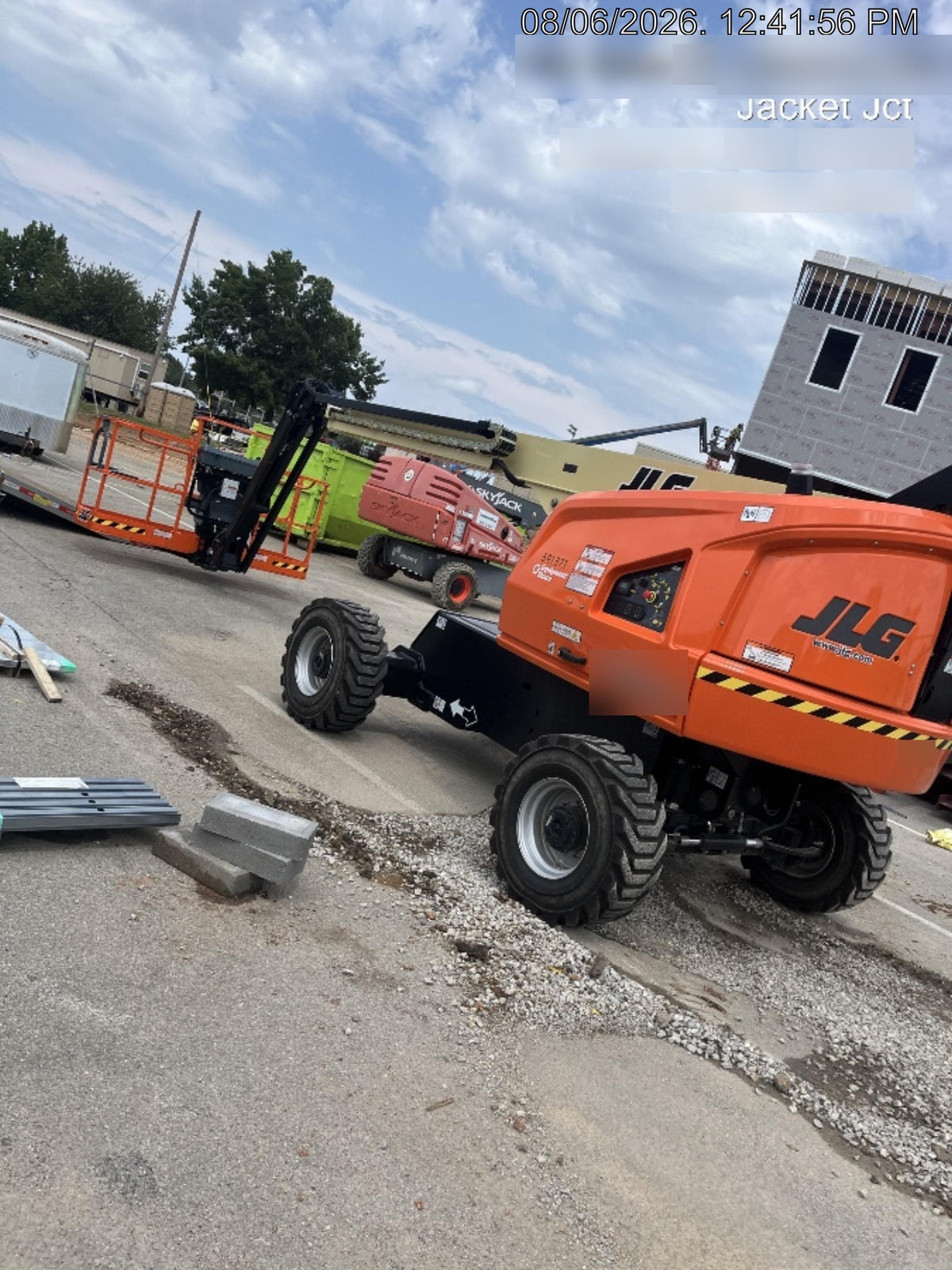 2025 JLG 460SJ
