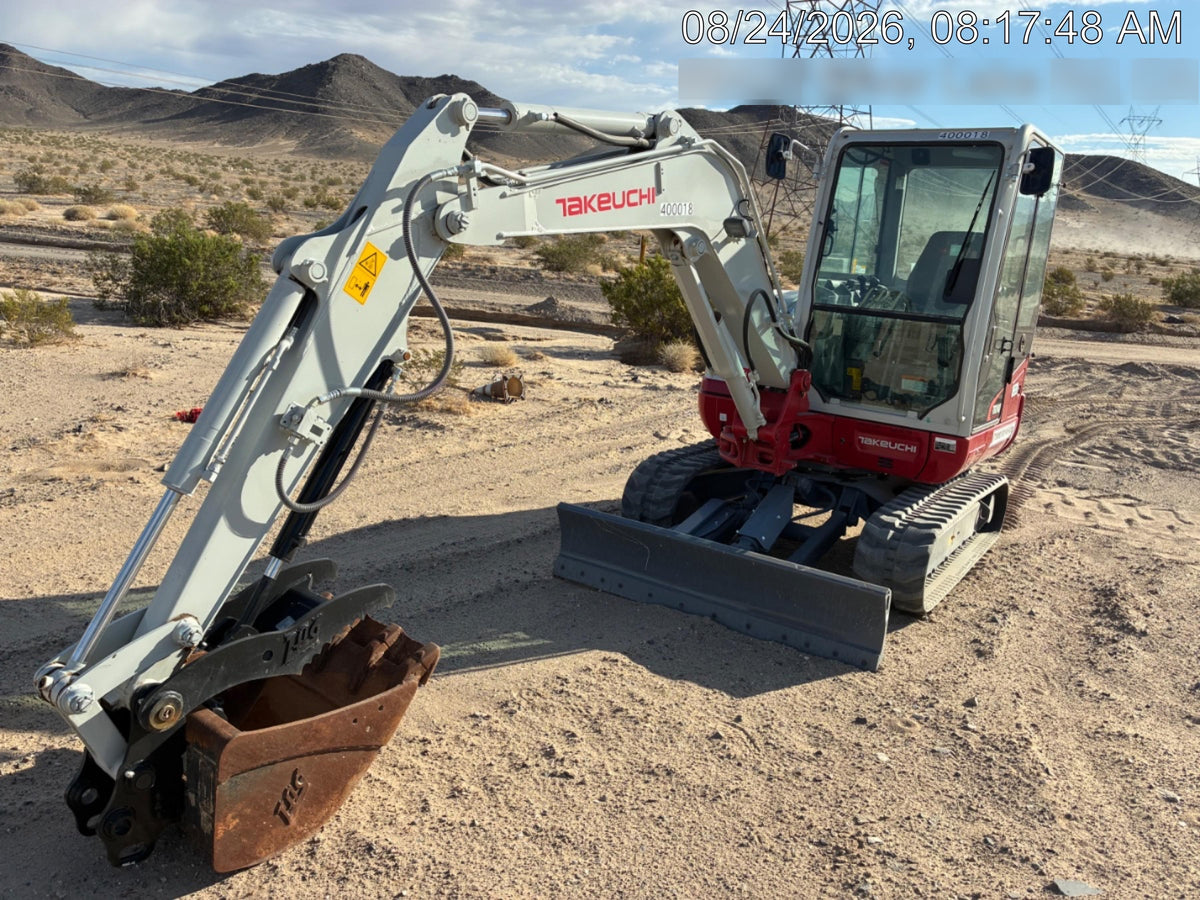2024 TAKEUCHI TB240-CRA
