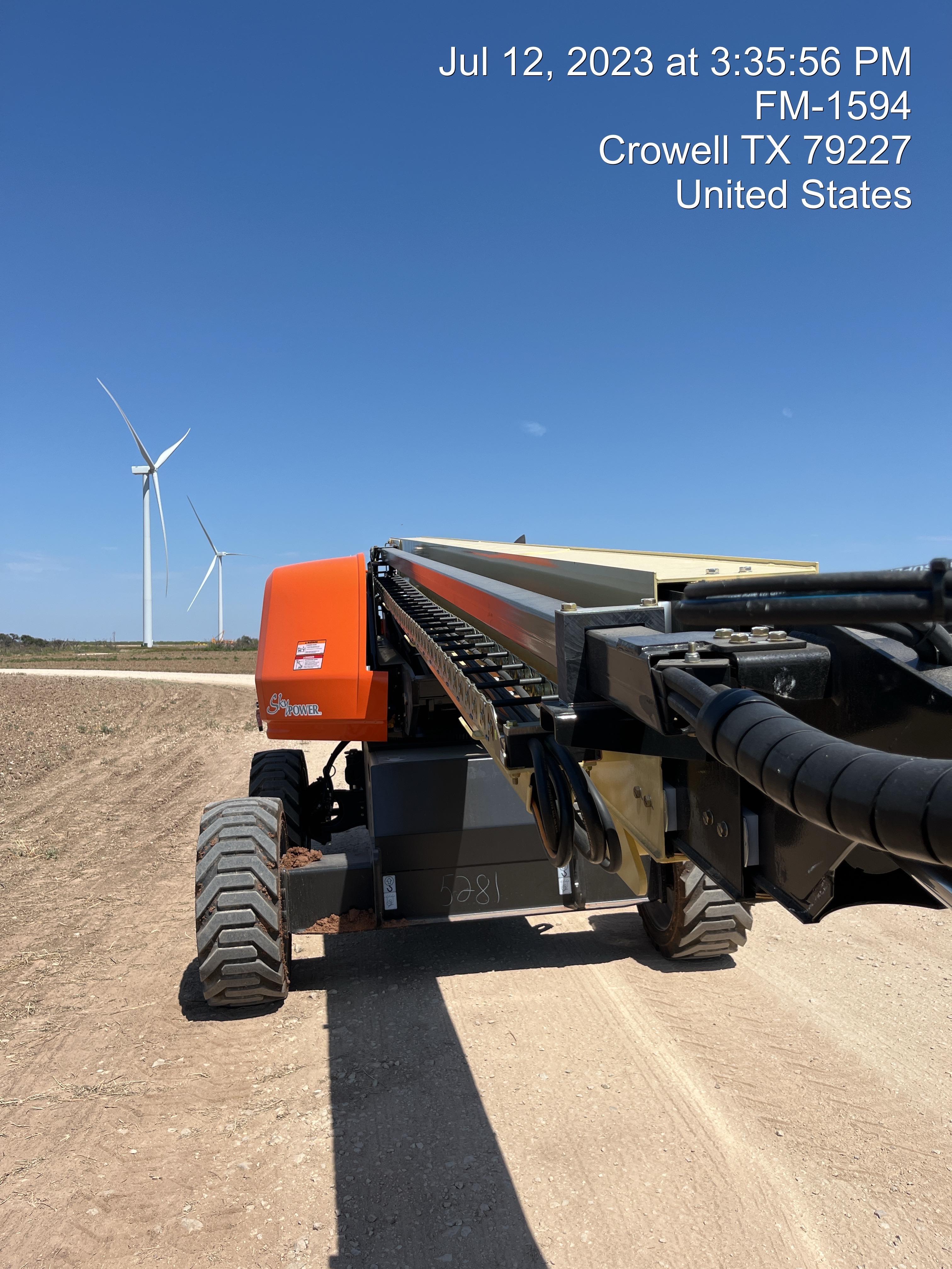 2023 JLG 660SJ