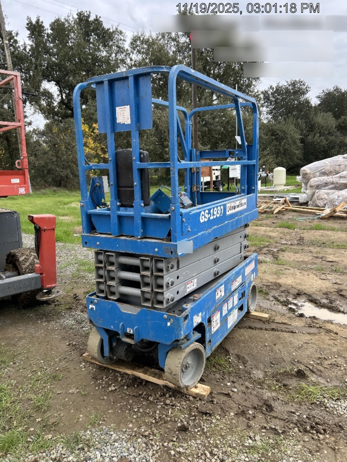 2019 Genie GS-1930 Half Height Swing Gate, 800W Inverter