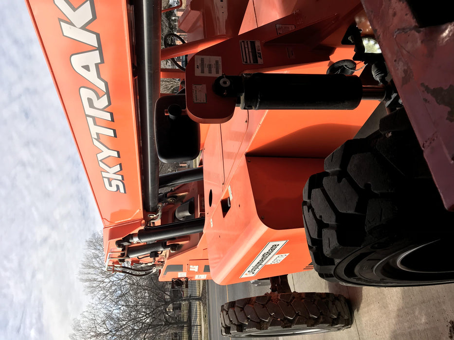 2019 Skytrak 6036 Canopy, Solid Tires, LED Work Lights, Beacon w/50" Carriage, 48" Pallet Forks