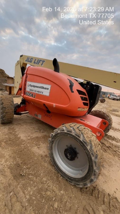 2019 JLG 600AJ