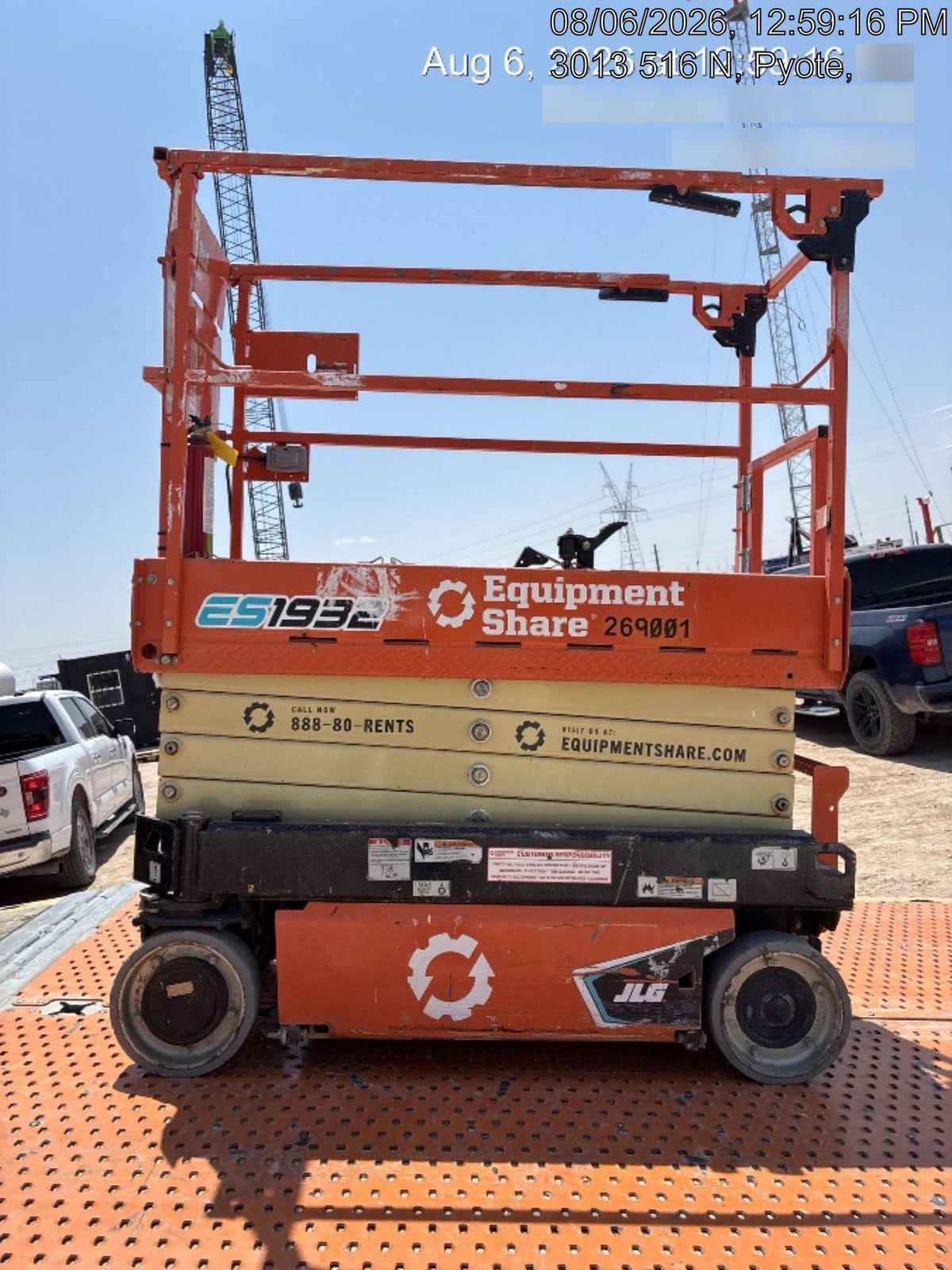2022 JLG ES1932