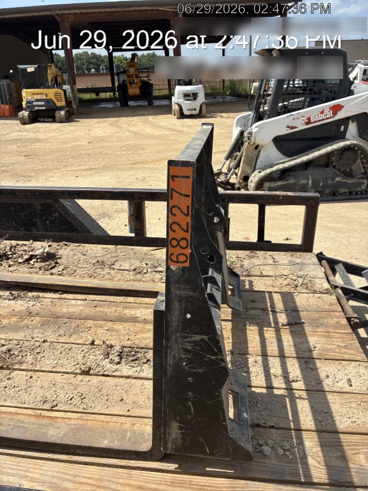 2026 ARROW MATERIAL HANDLING 72" Pallet Forks - Arrow