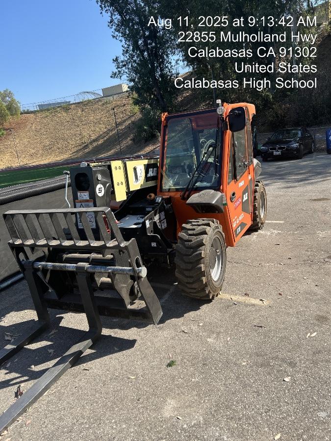 2025 JLG 519