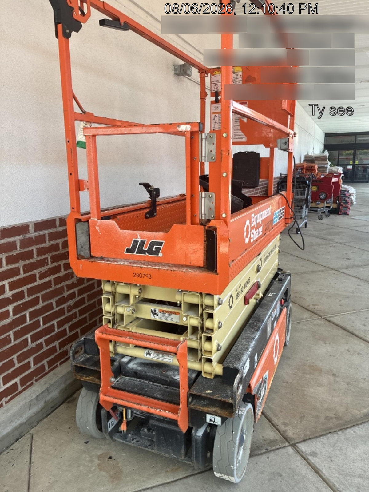 2022 JLG ES1932