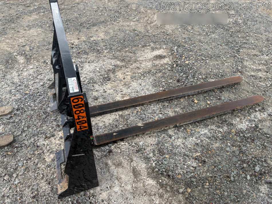 2025 ARROW MATERIAL HANDLING 72" Pallet Forks - Arrow