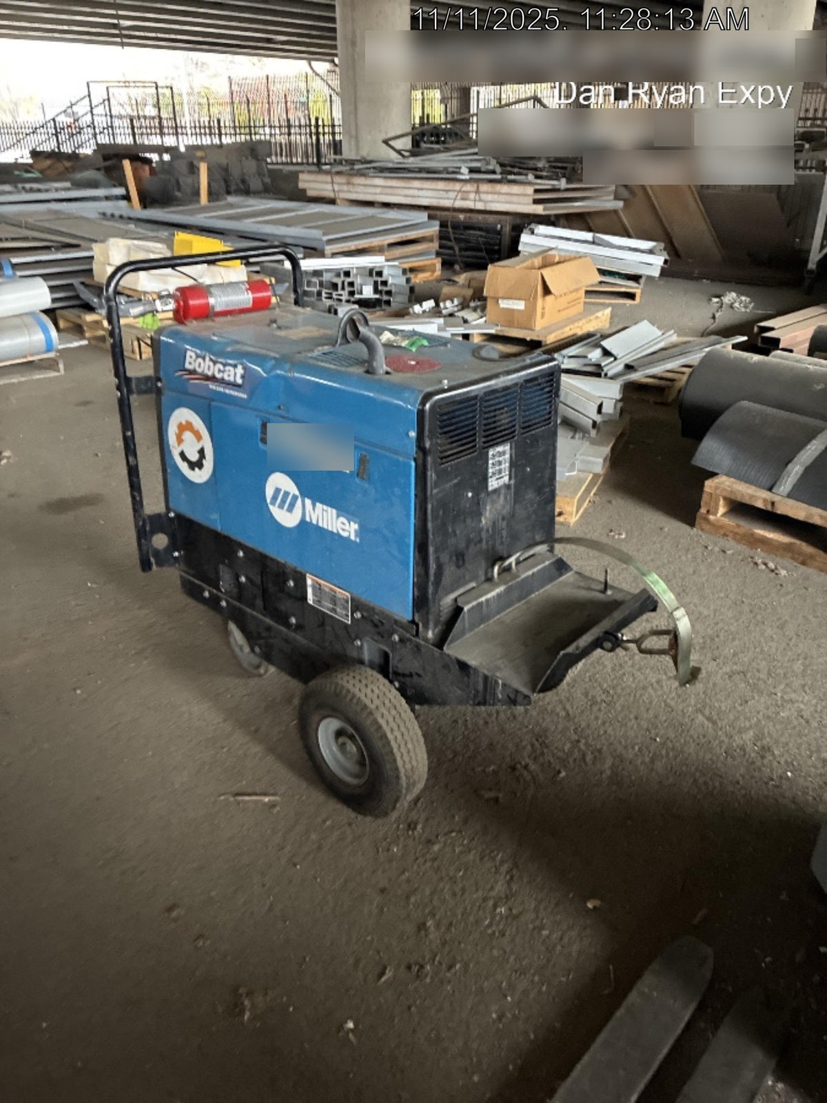 2019 Miller Electric BOBCAT 250 Standard w/Running Gear, Bracket, Hose