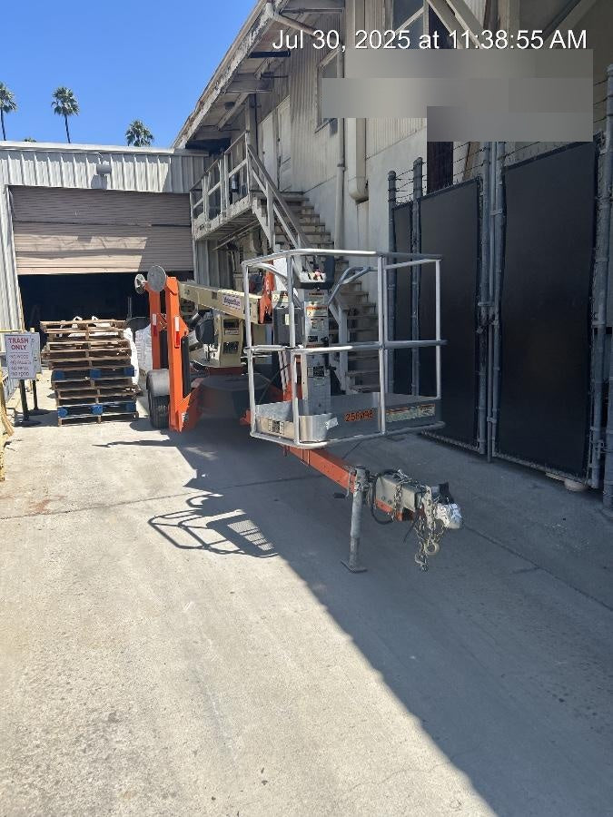 2022 JLG T500J