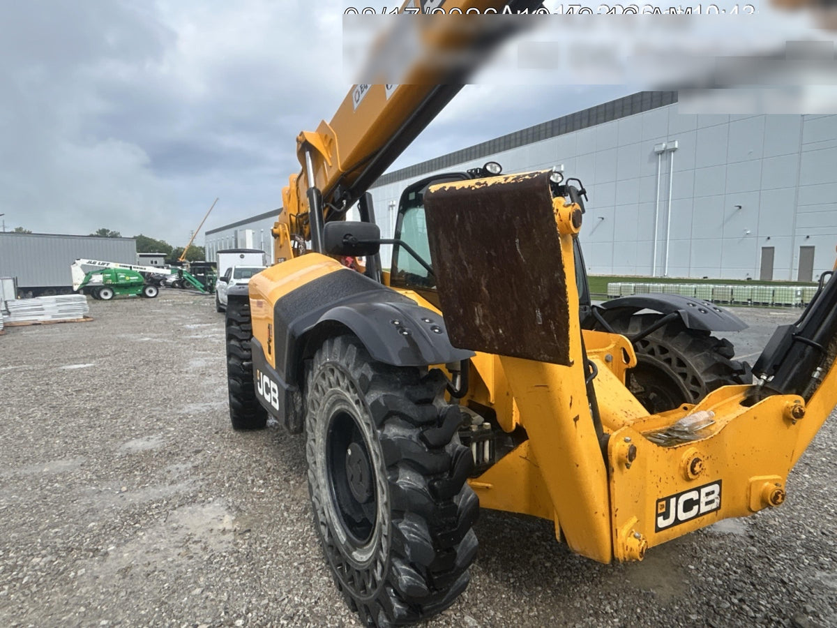 2023 JCB 512-56