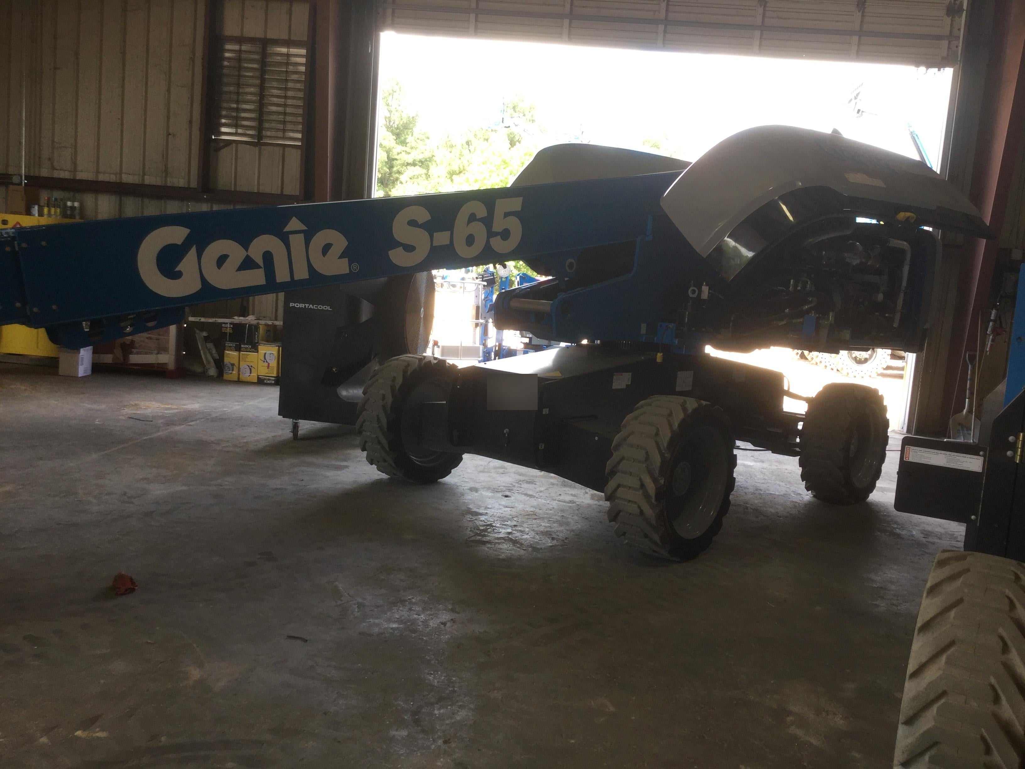 2017 GENIE S-65