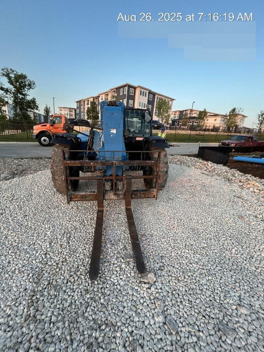 2018 Genie GTH-636 Genie GTH-636 w/Enclosed Cab w/HVAC, Work Lights, Solid Tires, Beacon, 48" Carriage and Forks